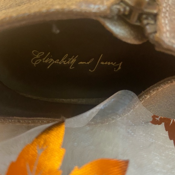 Elizabeth and James heeled booties - Picture 6 of 7